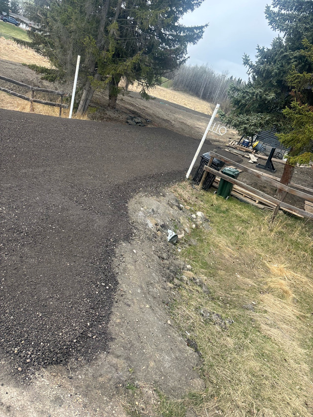 350 ton crushed Ashphalt in Plants, Fertilizer & Soil in Strathcona County - Image 4