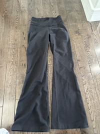 Flare lululemon pants size 6