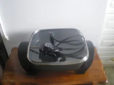 12" Black+Decker Electric Frying Skillet, View more