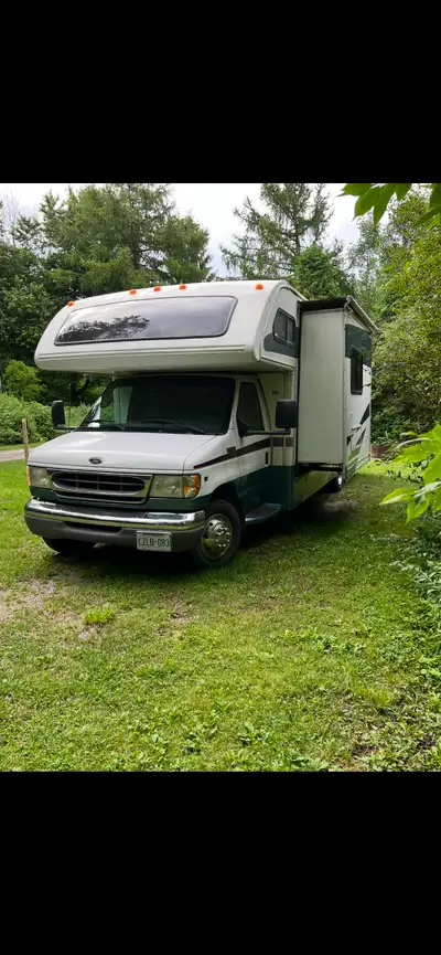 For sale Motorhome 31 feet long 1 tip out Awning Oman generator Lots of storage 29800 miles Certifie...