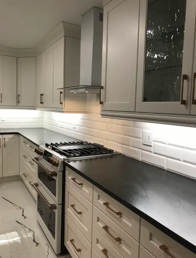 SELLING YOUR HOME? PRE-SALE PAINTING & REPAIRS — CALGARY
