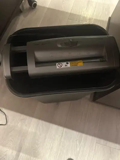 Still works great. Pick up in Royal Oak.