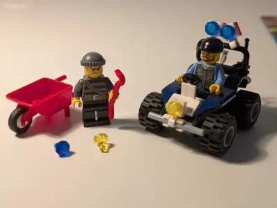 Located by Island Park Dr and Scott St, near Westboro and Tunney's Pasture. Missing 2 gems