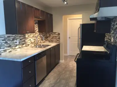 Very nicely renovated 2 bedroom condo. In-suite laundry. Central downtown location. Clean quiet and...