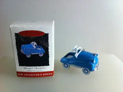 Brand new. Made of diecast. Collector's Series. I do ship or pickup near Queensway Carleton Hospital...