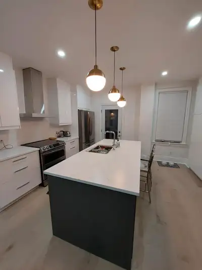 Gorgeous room available for May 1st! Some details: Renovated 3 bedroom House Females Only Rent inclu...
