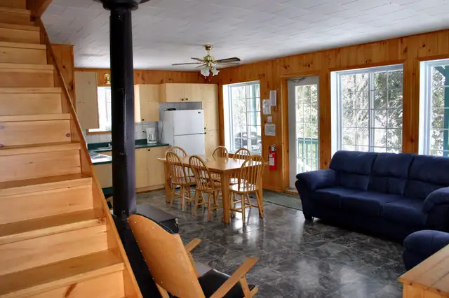 Chalet a louer in Quebec in Canada - Image 5
