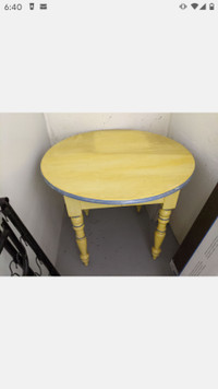 Cottage Table 36", Extendable to 54". Vintage Style