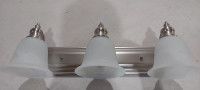 Bathroom light fixture