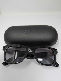 Rayban stories wayfarer