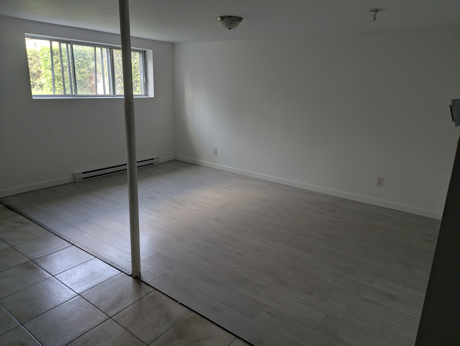 4 1/2 ville Saint-Laurent ensoleillé — photo 2