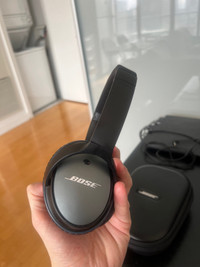 Bose QC25 Noise Cancelling Headphones