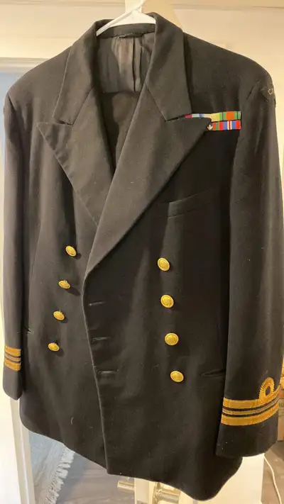 Royal Canadian navy jacket pa and ribbons from ww2 Wwi Wwii Ww2 Guerre Ww1 Military Militaria Armee...