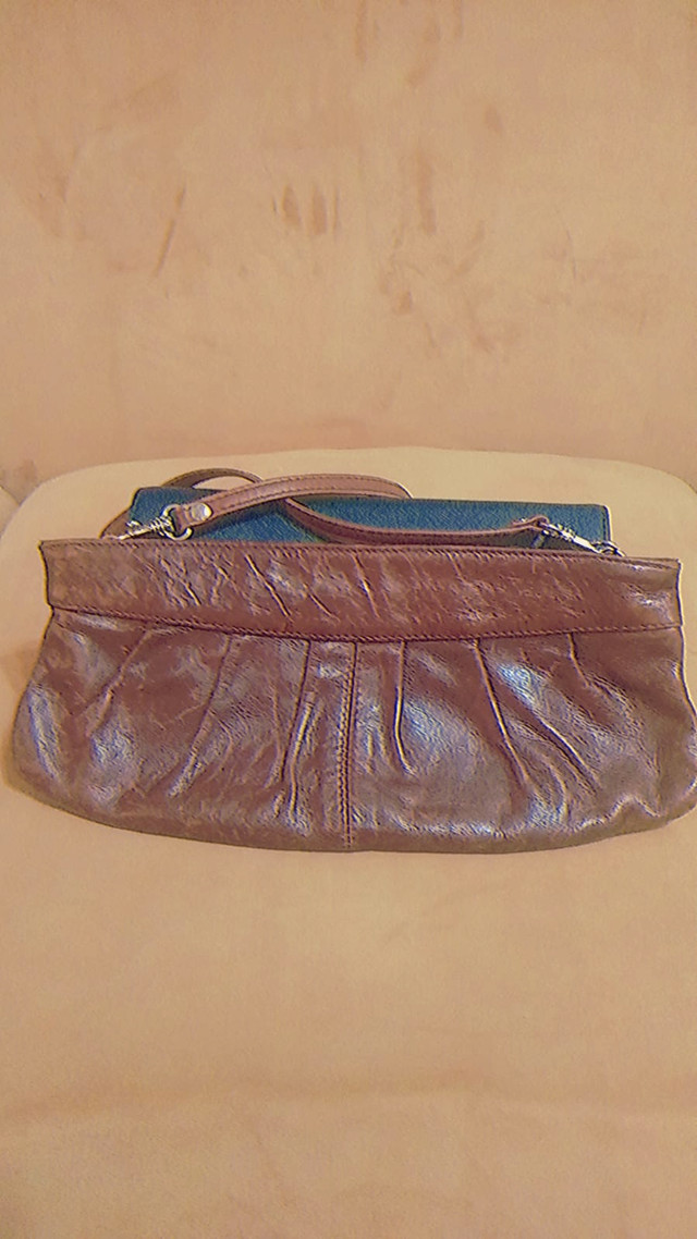 ALDO Hand Bag Leather Clutch in Women's - Bags & Wallets in Ottawa