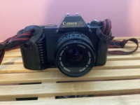 Canon T50 camera & lenes