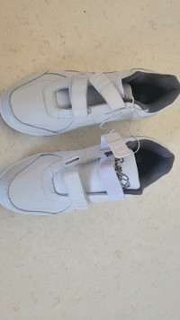 Brand new Size 9 Men Shoes