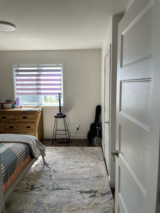 COLOCATION — MAISON À LAVAL | 4 CHAMBRES | 2 SALLES DE BAIN — photo 2