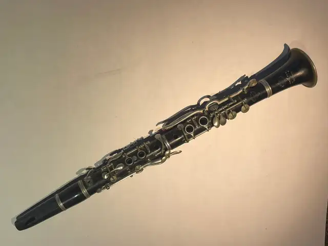 Vintage Buffet Crampon "HP" Clarinet Made for Williams Toronto in Woodwind in City of Toronto - Image 2