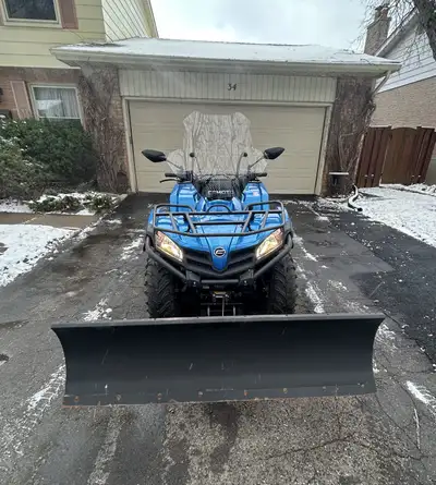 *232km low mileage! *Includes 60" blade snow plow kit. $1500 value. *Includes 2500Lbs winch. $484 va...