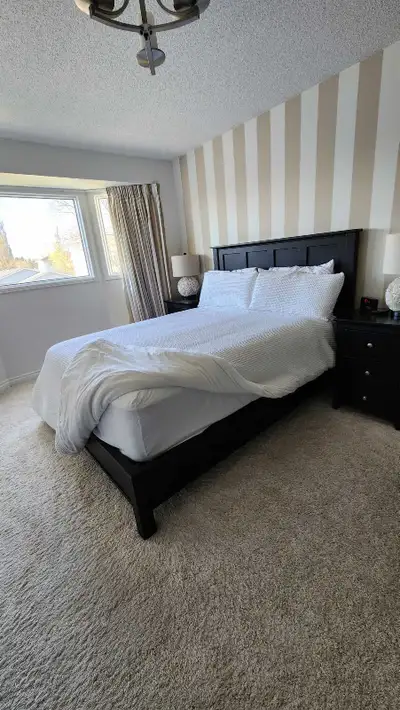 *mattress not included* set includes queen bed, 2 nightstands, dresser Bought from Home Envy - made...