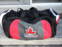 Molson Canadian Gym Bag Duffle Bag - No damage or issues