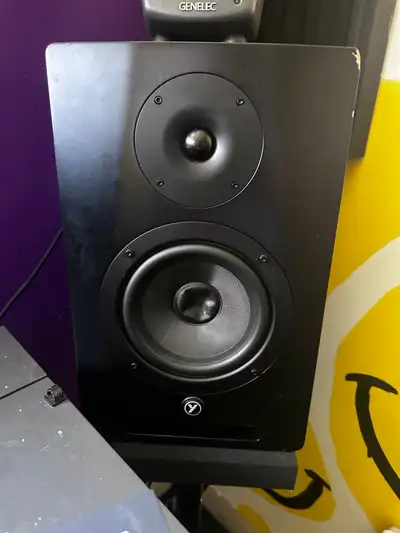 Yorkville YSM 6 Powered Studio Monitors (have box), View more