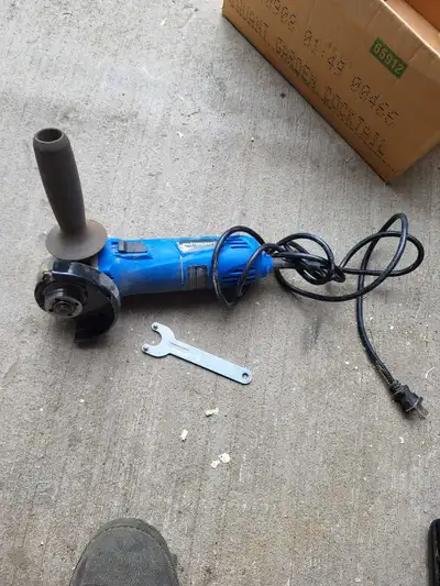 Mastercraft 6 Amp 4-1/2 Inch Angle Grinder Tool, View more