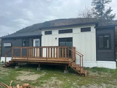 Unique newer modular rental available immediately November 1st on working farm 5 min to Falkland 20...