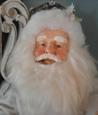 Nordic King Santa Luxe Holiday Figurine