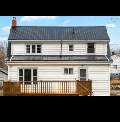 ✨ Spacious 4-Bedroom Home for Rent – Prime Location! ✨ 123 Herring Cove Road, Halifax Available from...