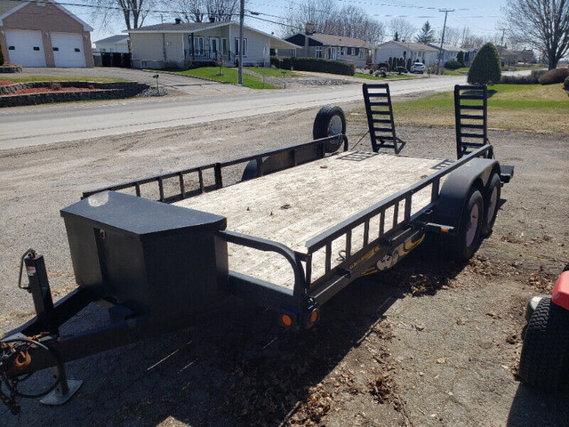 remorque car hauler 10000 lbs ...pas d'inspection..échange dans Remorques utilitaires  à Lanaudière - Image 2