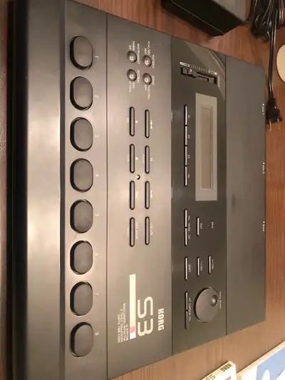 Korg S3 Rhythm Workstation, View more