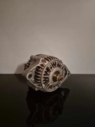 90-amp alternator core from a 1996 Dodge Caravan V6. ✔️ New bearings (smooth) ✔️ New brushes ✔️ Roto...