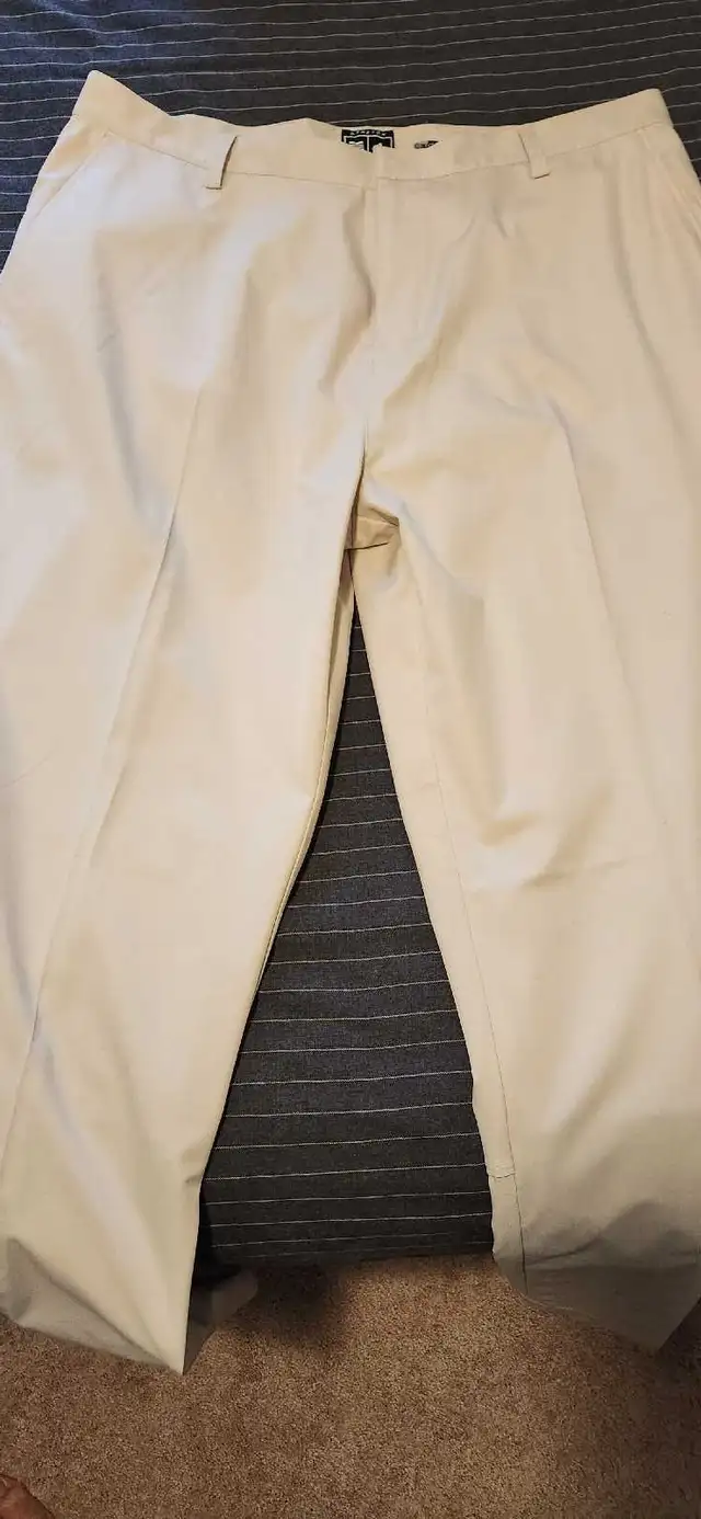 dress pants mens addidas  in Men's in Hamilton - Image 2