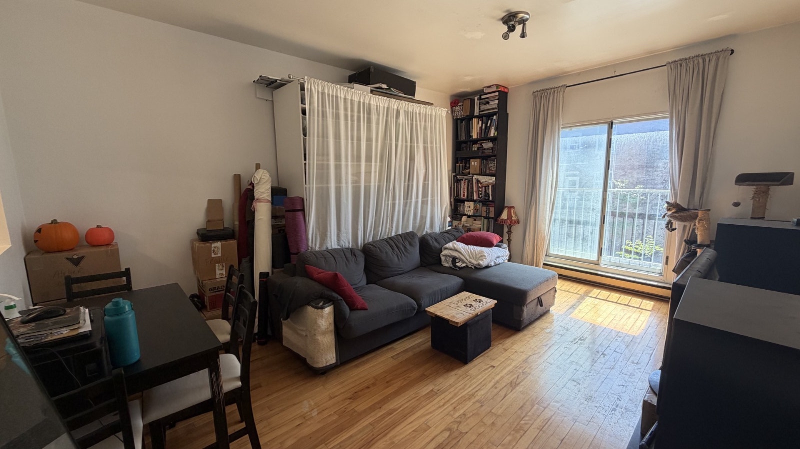 4 1/2, $1450, Métro Frontenac, Ville Marie, — photo 1
