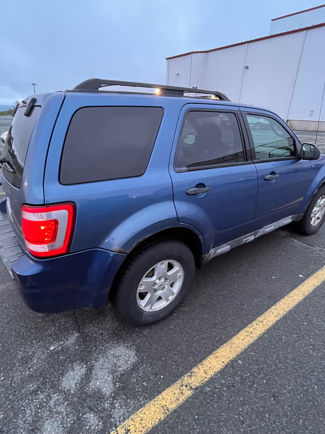 FORD ESCAPE XLT 4DR 2WD in Cars & Trucks in City of Halifax - Image 2