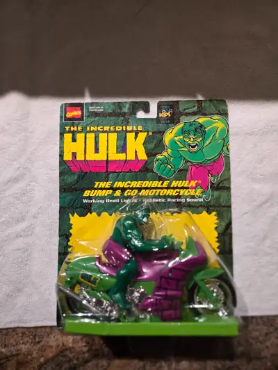 Incredible Hulk Bump & Go Motorcycle - 1997 Toy Biz, View more