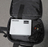 Comaogo T001 projector