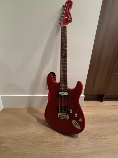 Electric Guitar Bundle – Squier Strat + Seymour Duncan + Marshal, View more