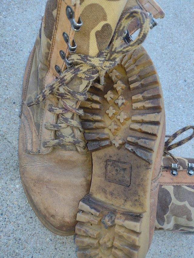 Men's workboot, 10Med., leather upper, used $10 in Men's Shoes in Winnipeg - Image 2