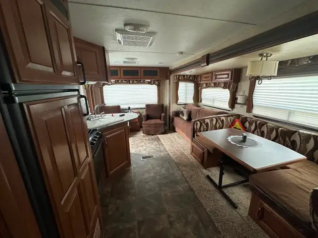 Travel Trailer in Travel Trailers & Campers in Terrace - Image 8