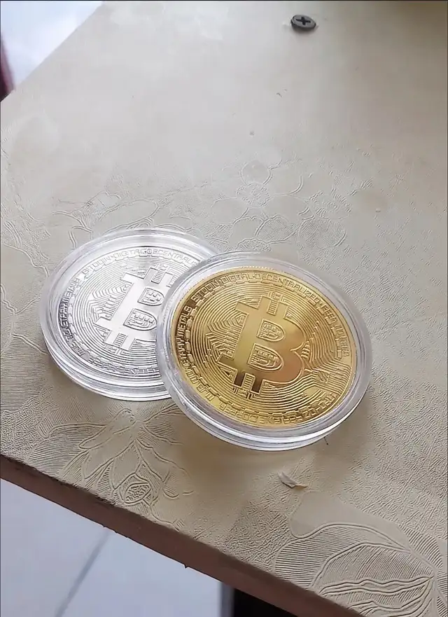 Collection of Bitcoin628637390776351210