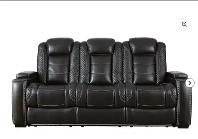 Selling this Party Time Leather couch for $800.OBO. Motorized. With lights. Original price is $2700....