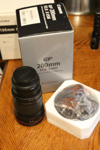 Canon EF 200mm f/2.8L II USM Telephoto Lens