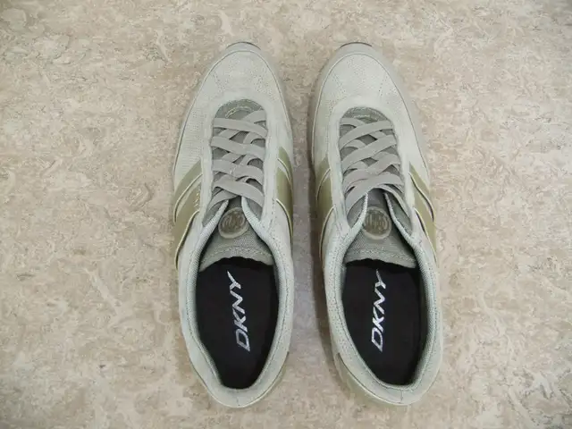 Stylish Authentic DKNY womens/teens sneakers for sale!63860081690627121