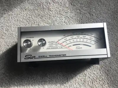 VINTAGE SUN TOOLS DWELL TACHOMETER., View more