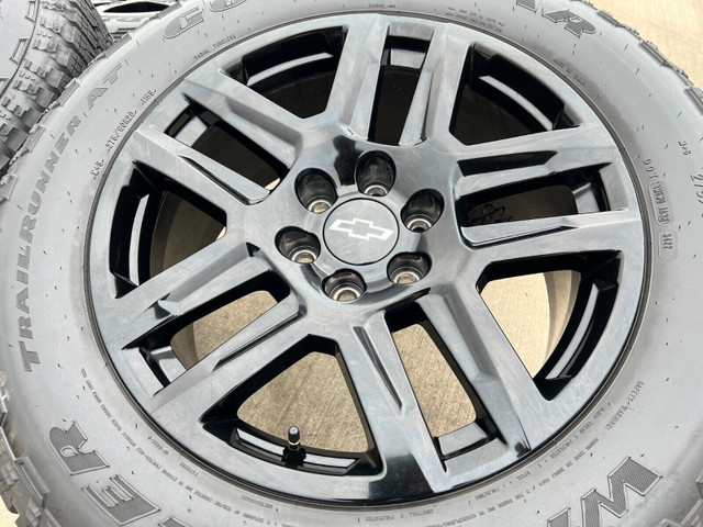 18. 2024 Chevy Silverado / Tahoe  black OEM wheels and tire in Tires & Rims in Edmonton - Image 2