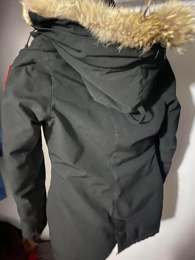 Victoria Canada Goose XS in Women's - Tops & Outerwear in Ottawa - Image 2