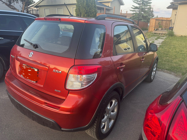 Suzuki hatchback 2012  in Cars & Trucks in Calgary - Image 2