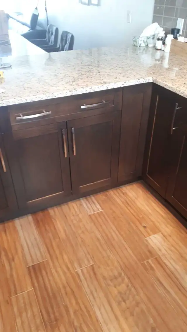 Kitchen cabinet Repairs in Cabinets & Countertops in Calgary - Image 8